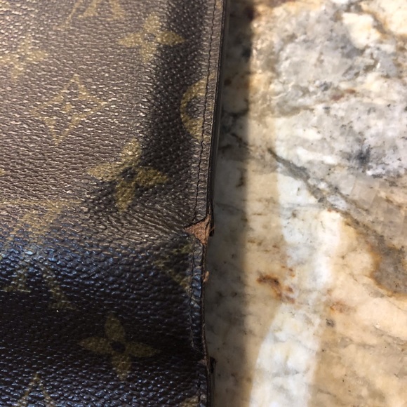 Authentic LV Monogram Wallet - Picture 11 of 13